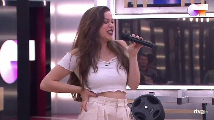 OT 2020 - Eva canta Part Time Lover, de Stevie Wonder, 2o pase de micr