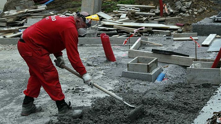 Especiales informativos - El Gobierno aprueba una nueva línea de ayudas para pymes y autónomos por valor de 20.000 millones de euros