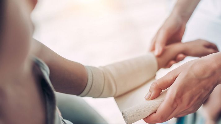Modo Digital - Los enfermos de piel de mariposa no pueden llevar mascarillas ni guantes