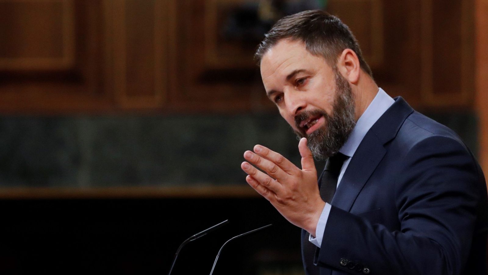 La oposición acusa al Gobierno de ocultar al Parlamento el acuerdo con Bildu para derogar la reforma laboral