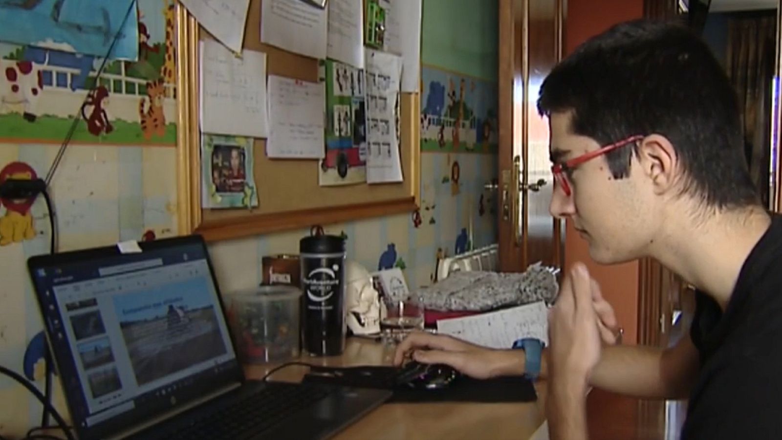 Los 'Erasmus' exigen soluciones a su situación por la crisis del coronavirus | Ver