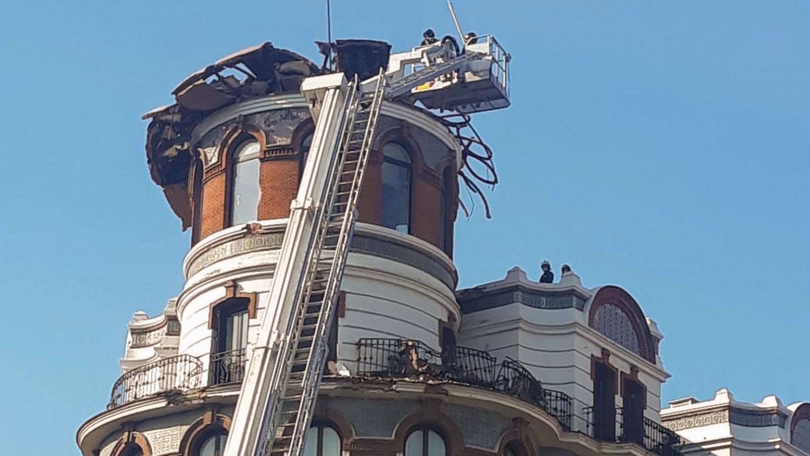 Colapsa la cúpula de un edificio en El Retiro sin causar heridos | Ver