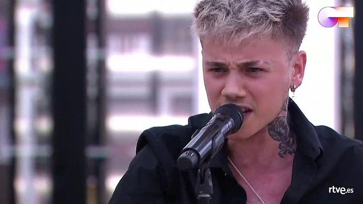 OT 2020 - Hugo canta "La leyenda del tiempo" 1r pase de micros