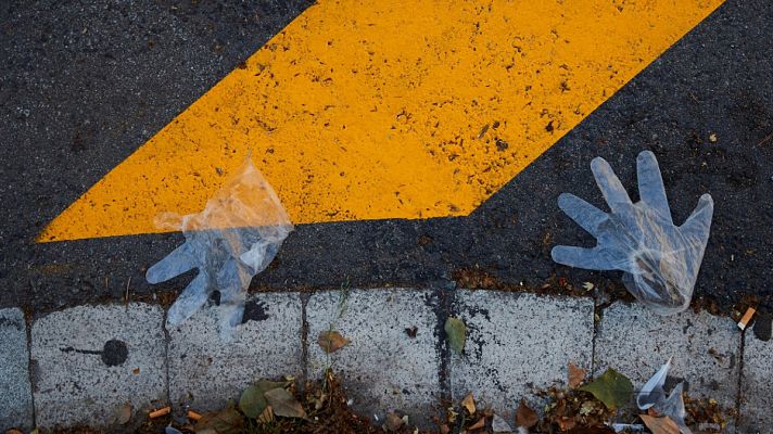Telediario 1 - Los residuos del coronavirus: ¿Dónde se tiran los guantes y las mascarillas?