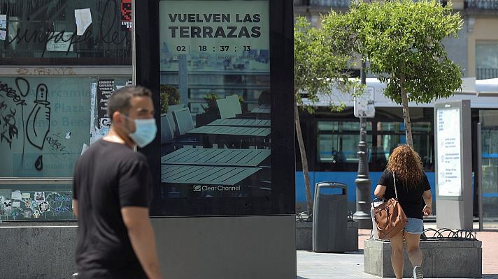 Telediario 1 - Así es la Fase 1 que estrenan Madrid, Barcelona y Castilla y León: paseos en grupo y apertura de parques y chiringuitos