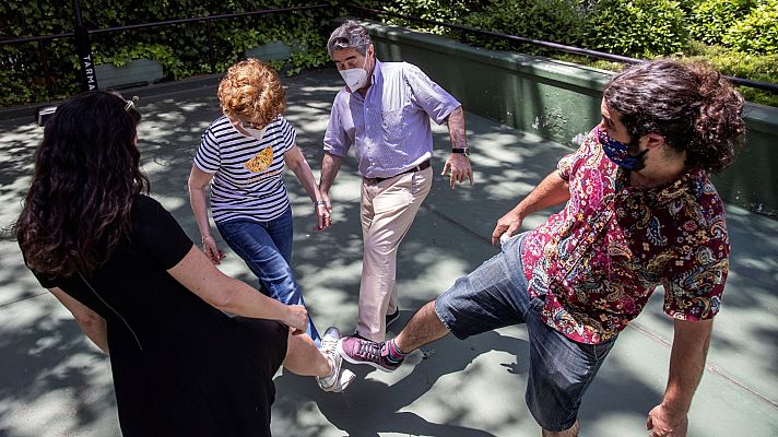 Telediario 1 - Los reencuentros familiares protagonizan el primer día en la Fase 1