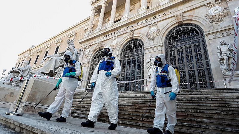 Coronavirus | La UME desinfecta la Biblioteca Nacional y el Museo Arqueológico | Ver