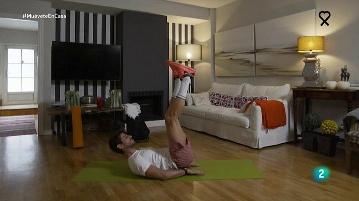Muévete en casa - ¡Combo de piernas y abdomen!