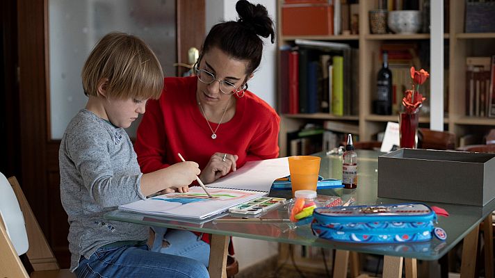 Telediario 1 - El coronavirus, visto por los niños de todo el mundo