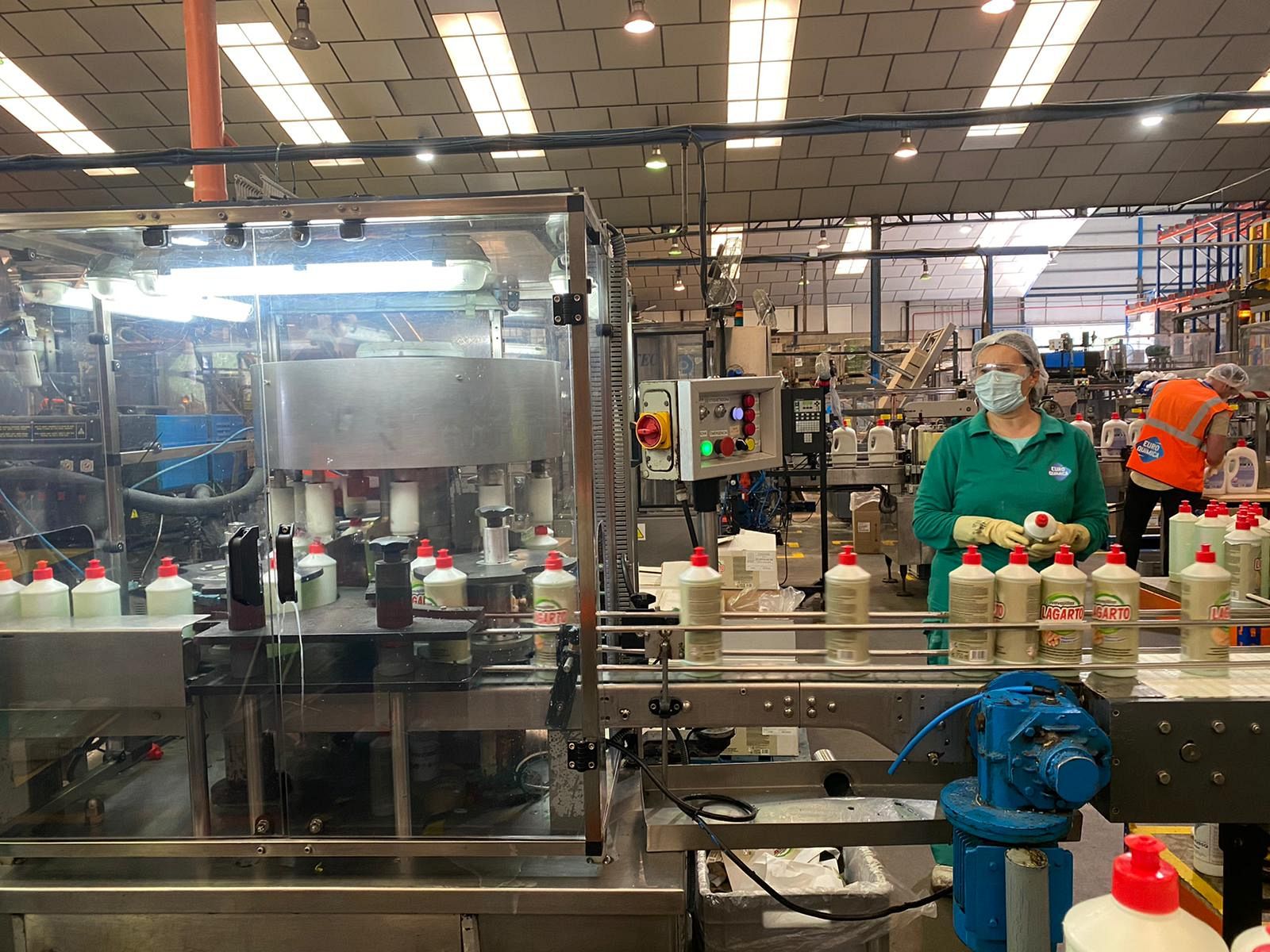 Así fabrican el jabón de toda la vida - España Directo | Ver