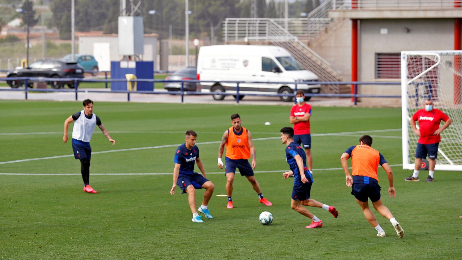 Vídeo: El fútbol volverá en España el próximo 11 de junio