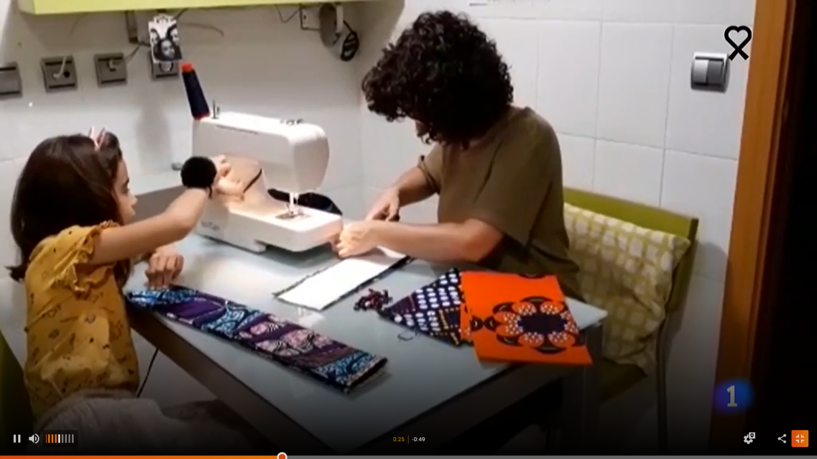 Mascarillas Wanawake: solidaridad de ida y vuelta - RTVE Igualdad | Ver