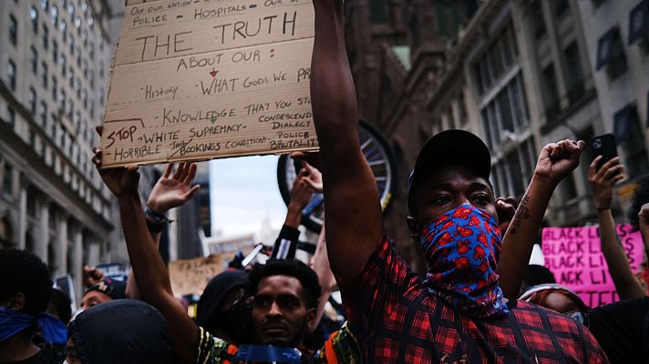 Telediario 1 - Las protestas vuelven a desafiar los toques de queda en las principales ciudades de EE.UU.