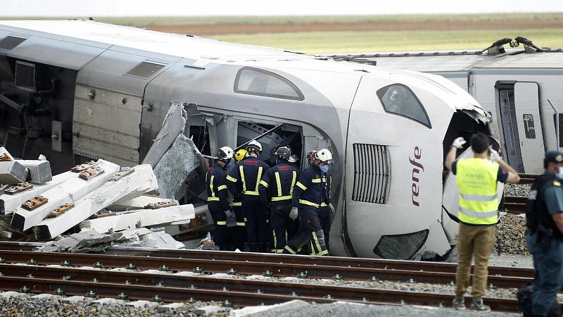Renfe investiga las causas del accidente de Alvia en Zamora _ RTVE.es - Telediario 1 | Ver