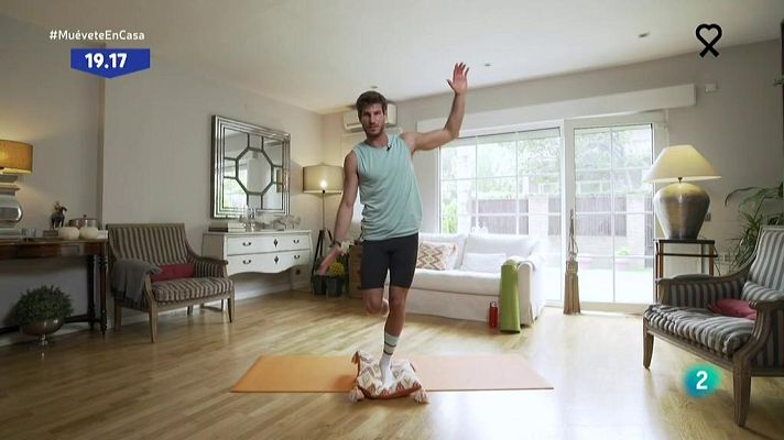 Muévete en casa - ¡Prepara tu cuerpo para una clase de flexibilidad!