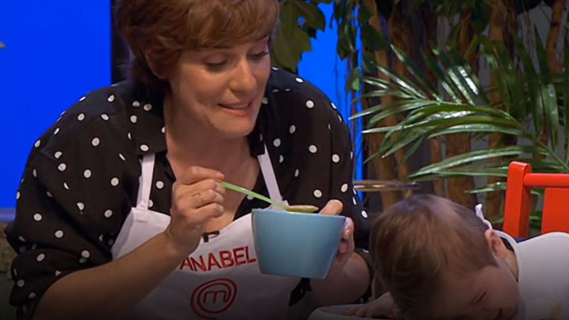 Masterchef Celebrity - Anabel Alonso hace una papilla para bebé | Ver