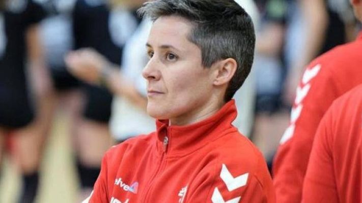 Balonmano - Cristina Cabeza ficha por Liberbank Gijón