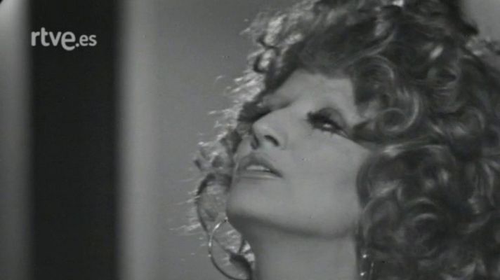 Esta noche con ... - Mina