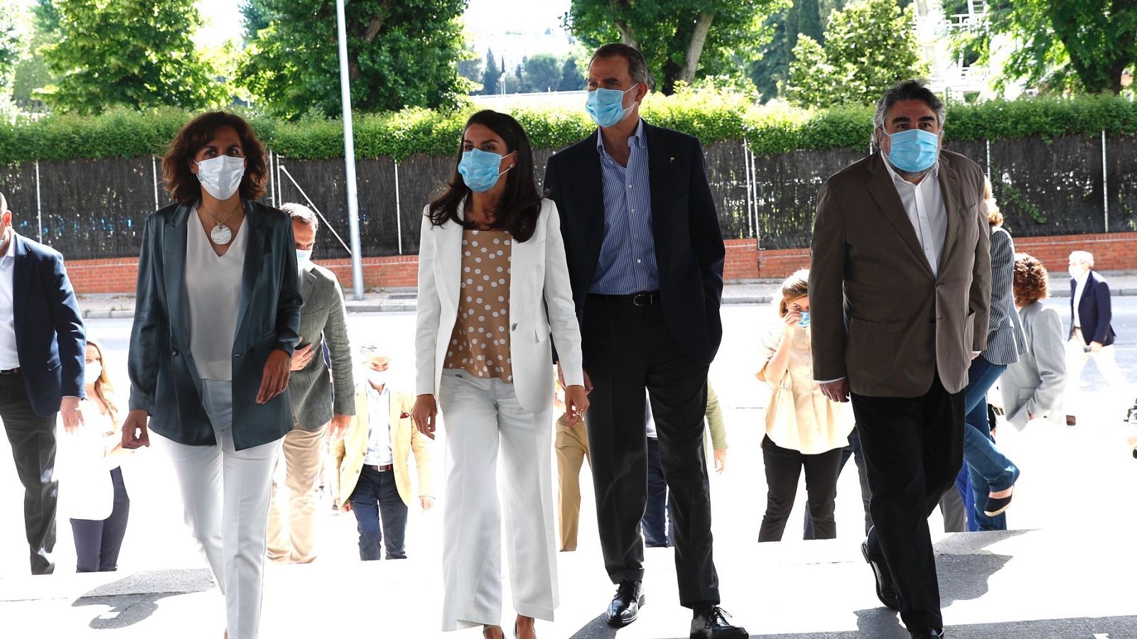 Los Reyes visitan el CAR de Madrid