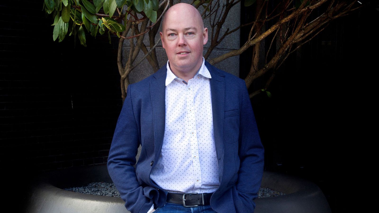 John Boyne se inspira en sus propios recuerdos en su novela más personal: La huella del silencio