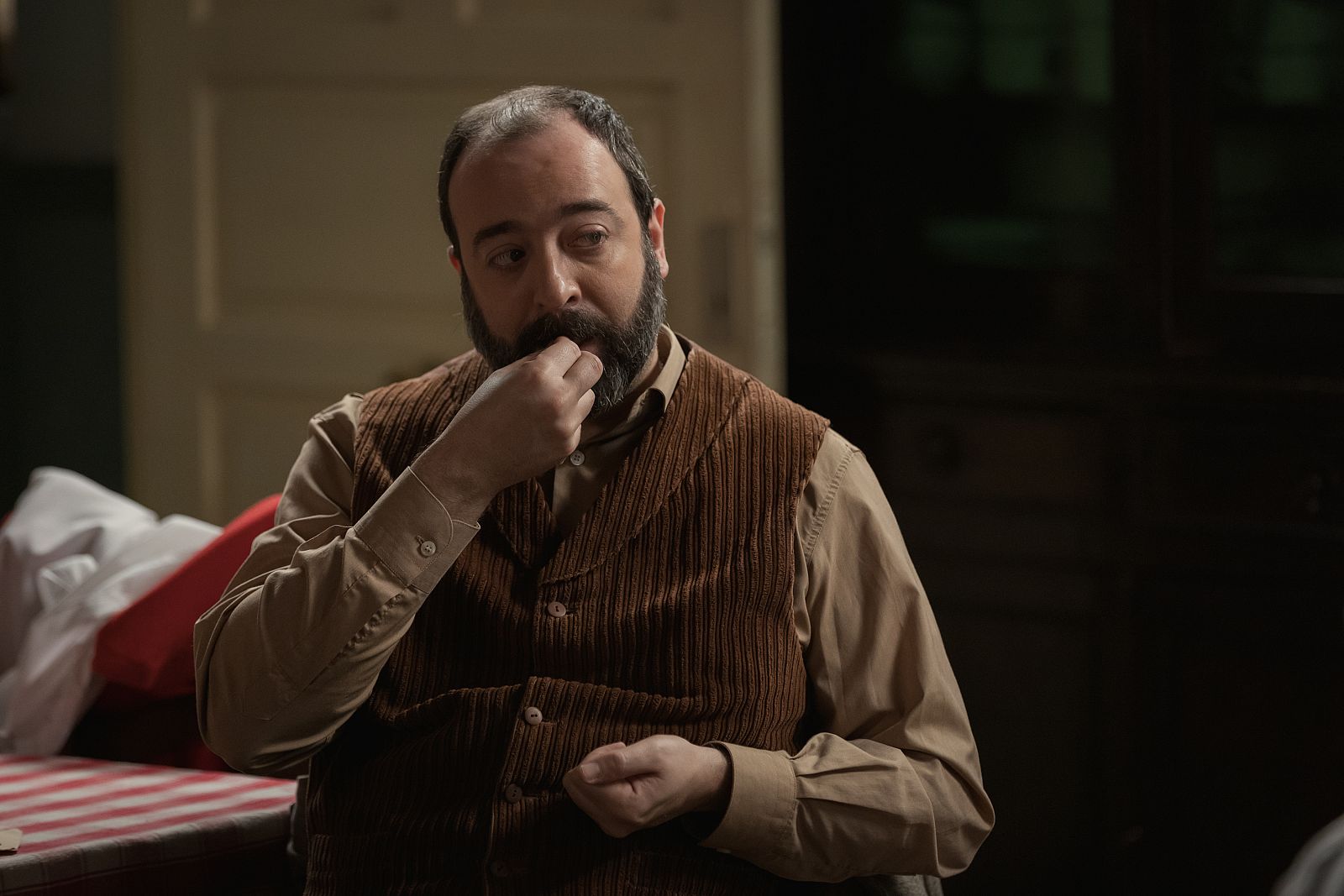 Un día con Jona García: así son las nuevas medidas de seguridad en el rodaje de 'Acacias 38' - Acacias 38 | Ver