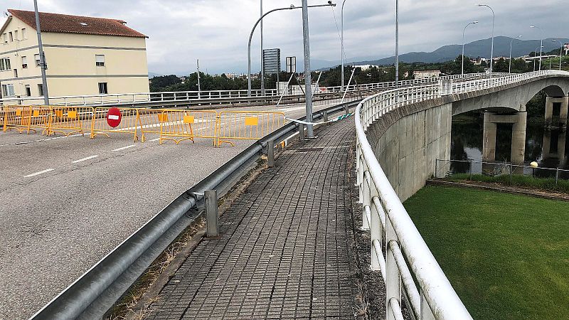 El cierre de los pasos transfronterizos del Miño afecta a numerosos trabajadores sanitarios