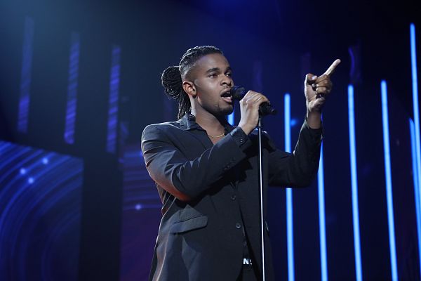 OT 2020 - Famous canta "Hoy ya no" en la Gala Final