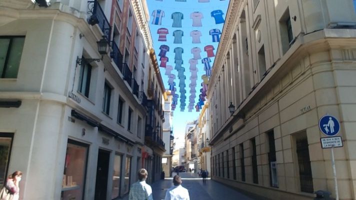 Telediario 1 - Un derbi diferente para las peñas de Betis y Sevilla