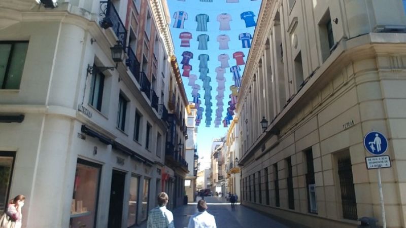 Un derbi diferente para las peñas de Betis y Sevilla