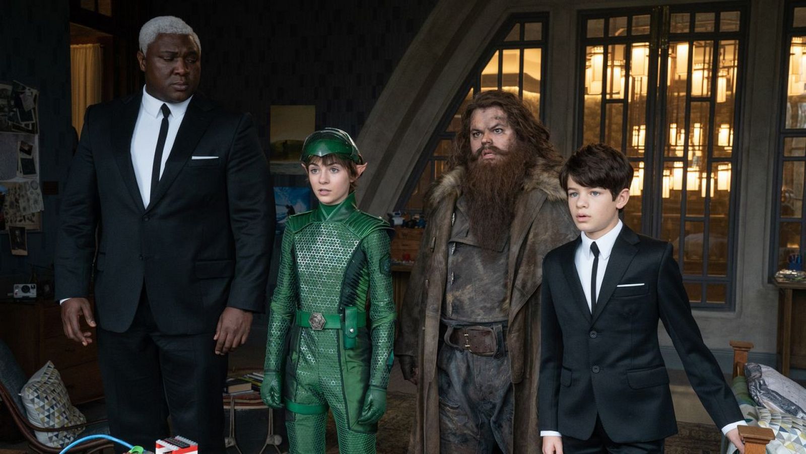 Kenneth Branagh nos habla de su nueva película 'Artemis Fowl', que aspira a relevar a Harry Potter