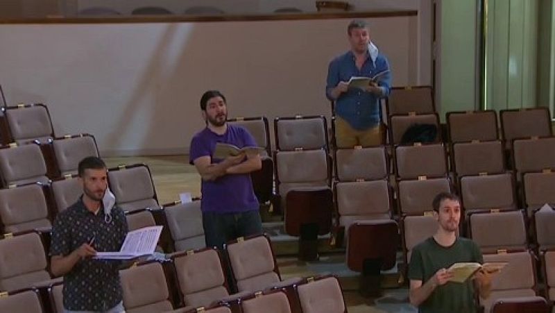 El Coro Nacional pasa de 80 a 16 cantantes por las medidas de seguridad por el coronavirus