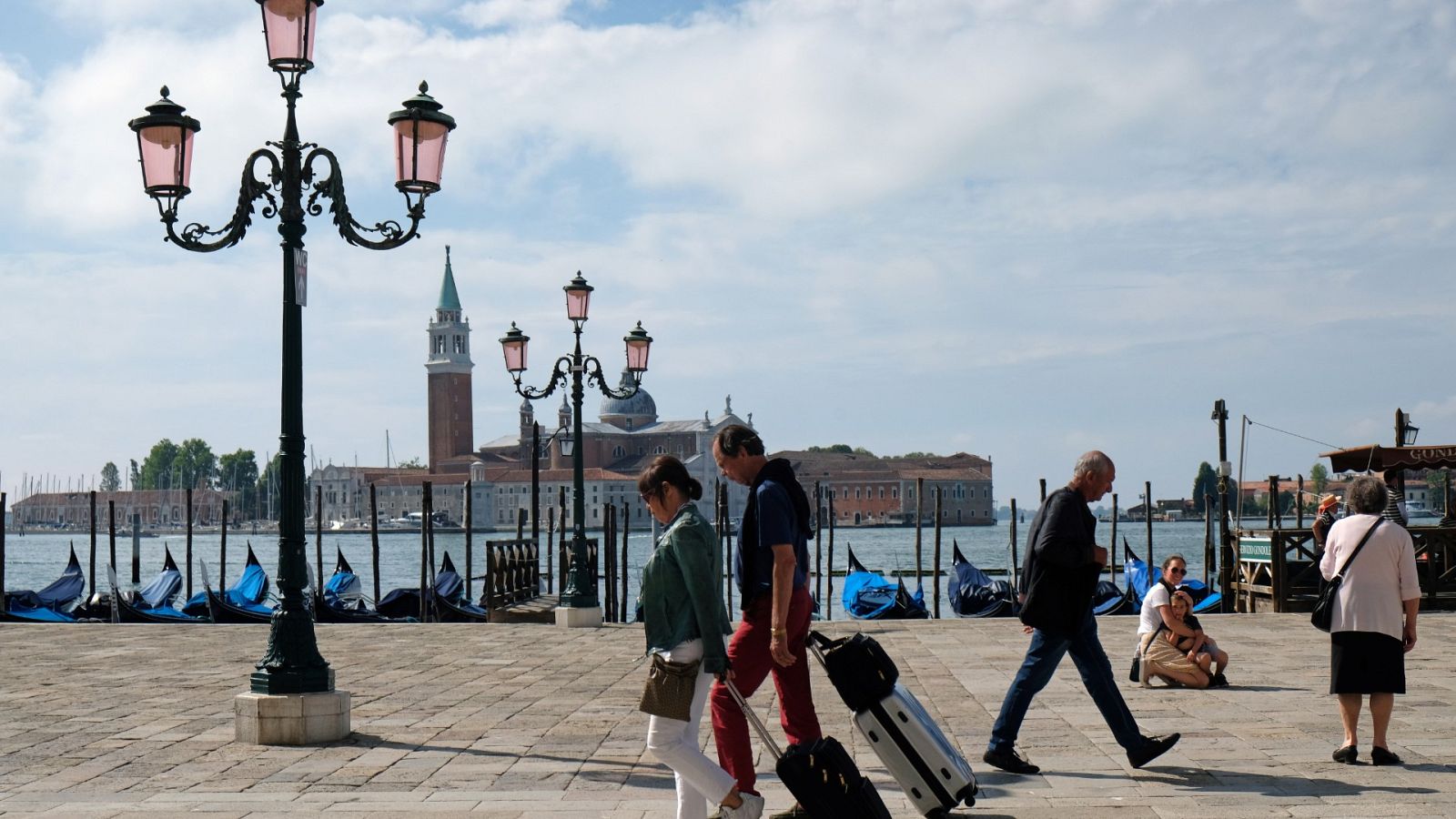 Los destinos turísticos de todo el mundo reabren sus puertas aunque con limitaciones