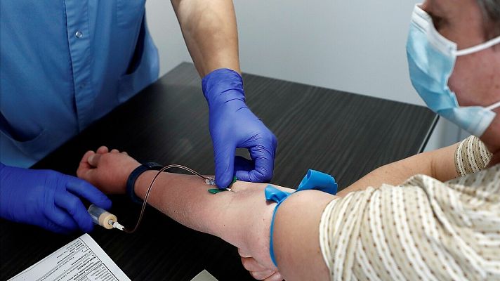 Especial Coronavirus - Simón ve "interesante" adelantar la vacunación contrala gripe porque reduciría el número de casos globales "compatibles con gripe o coronavirus"