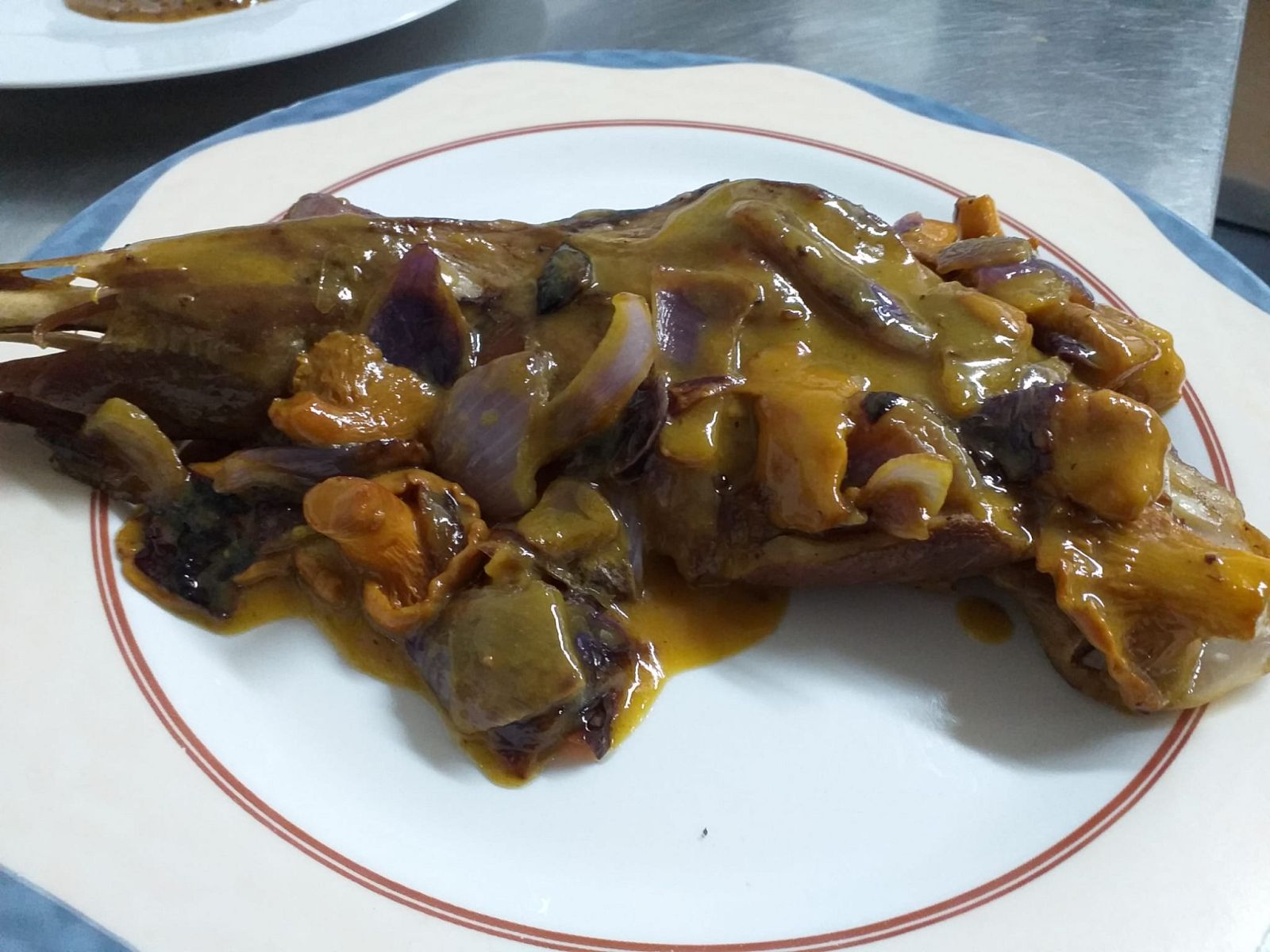 Receta de cordero zamorano con setas de primavera | Ver