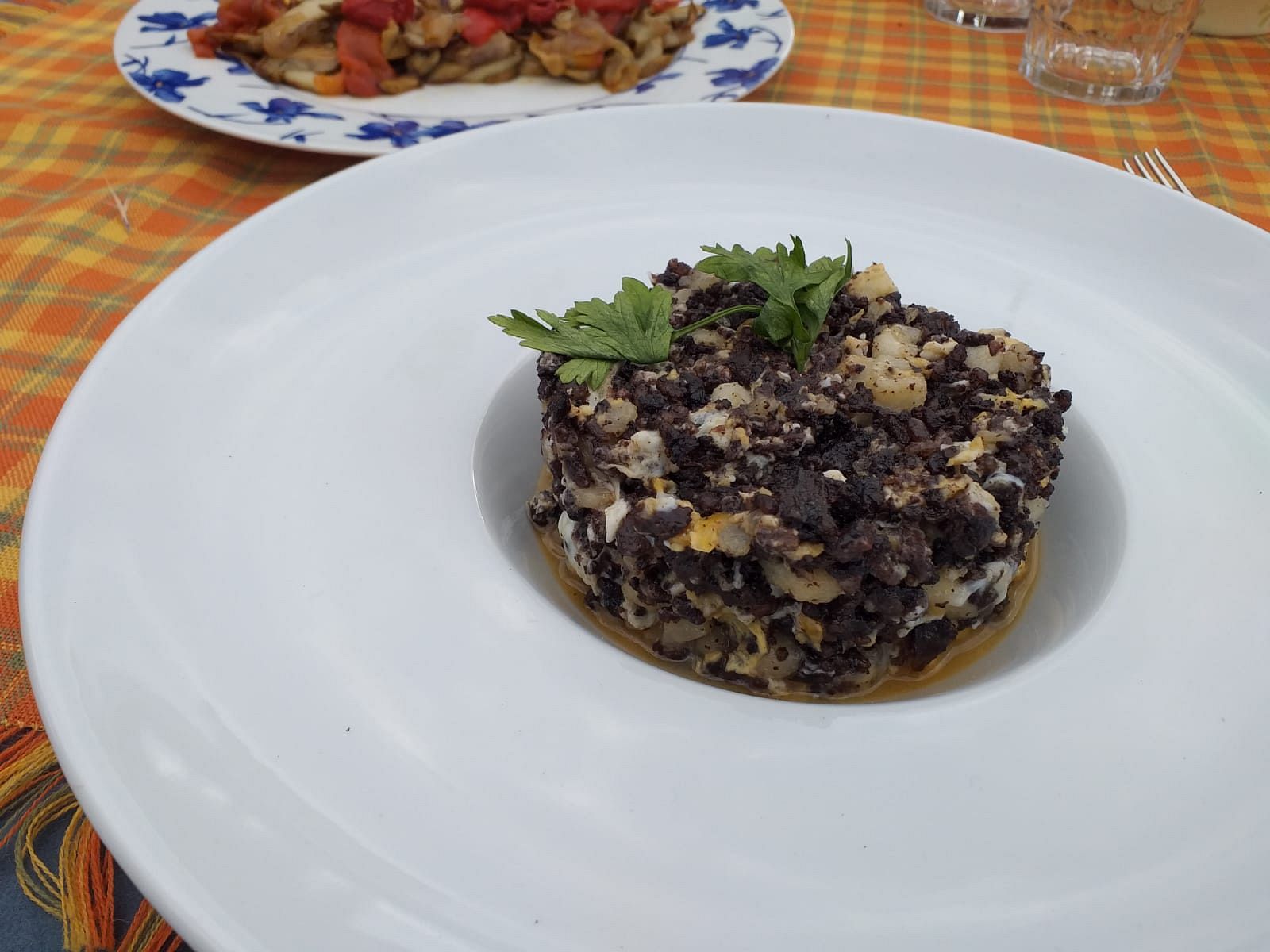 Receta de revuelto de morcilla y pera | Ver