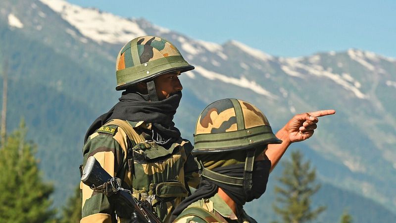 India y China acuerdan una manejo "responsable" de la crisis fronteriza