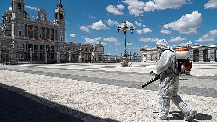 Telediario 1 - La nueva normalidad en Madrid: aforo del 60% en bares y centros comerciales y discotecas cerradas hasta el 5 de julio
