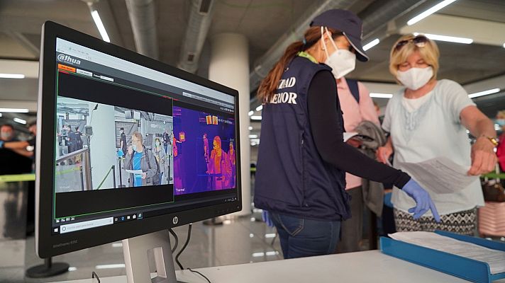 Telediario 1 - España elimina la cuarentena para los turistas británicos