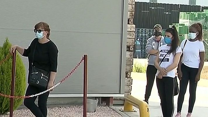 Telediario 1 - Sanidad considera controlados los nueve rebrotes activos