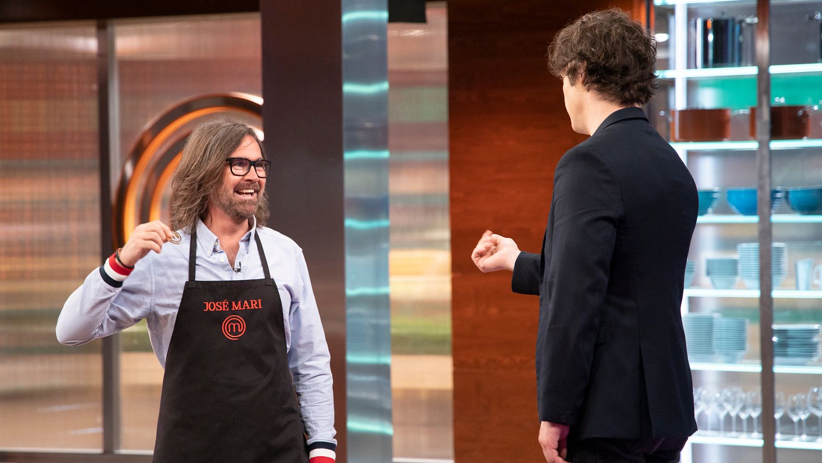 MasterChef 8 - Jose Mari entrega el pin de la inmunidad | Ver