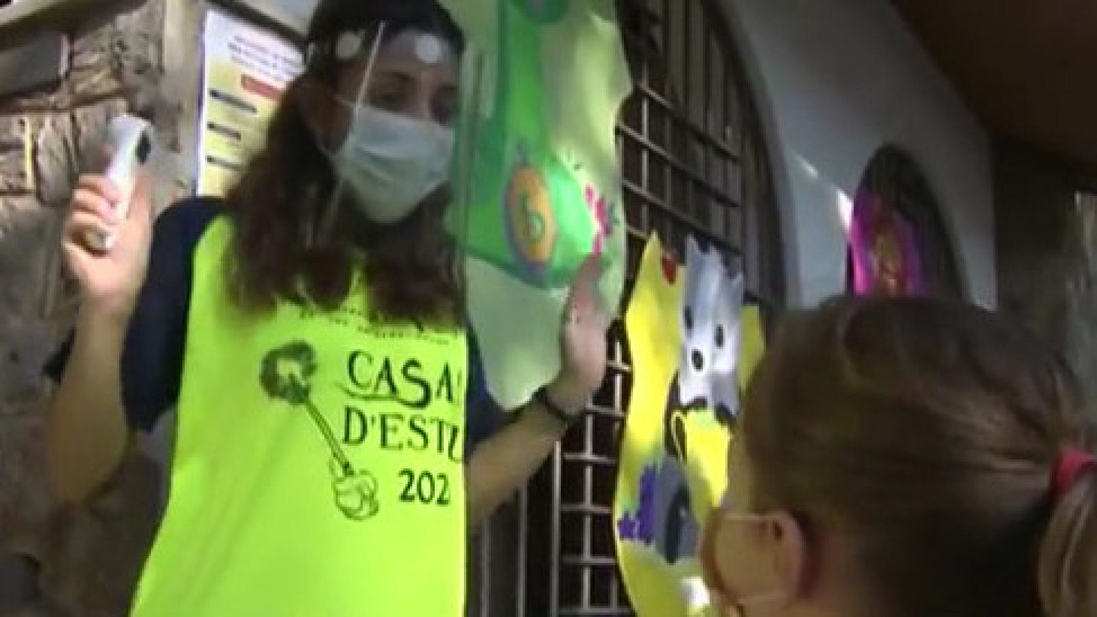 Comienzan los primeros campamentos de verano con menos niños y medidas de higiene | Ver