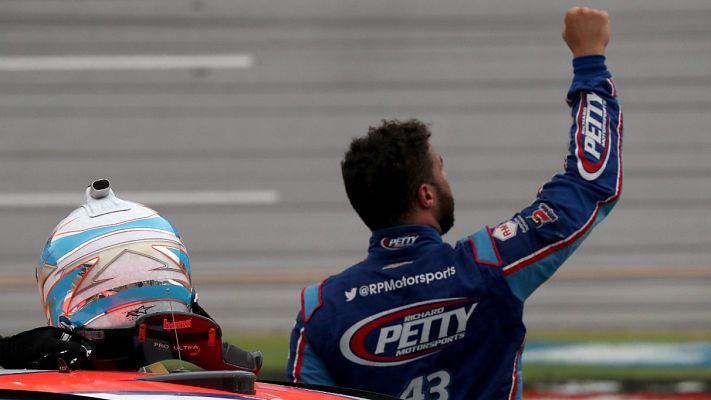 TDP Club - Bubba Wallace recibe apoyo de sus compañeros tras el incidente racista en la NASCAR