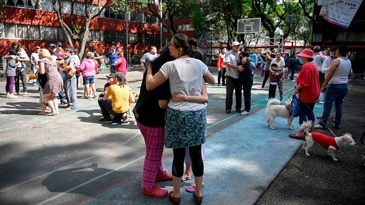 Telediario 1 - Un terremoto de magnitud 7,5 deja al menos un muerto en el sur de México