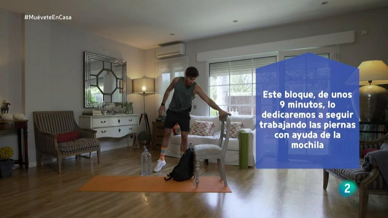 Muévete en casa - Sentadillas y elevación de gemelos - Muévete en casa | Ver