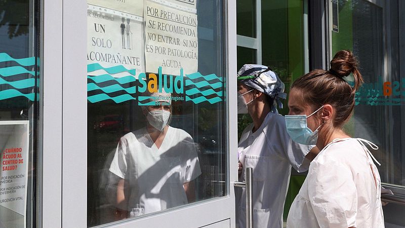 Los contagios en Aragón por los brotes suben, y se investigan otros en Navarra, Valencia y Málaga