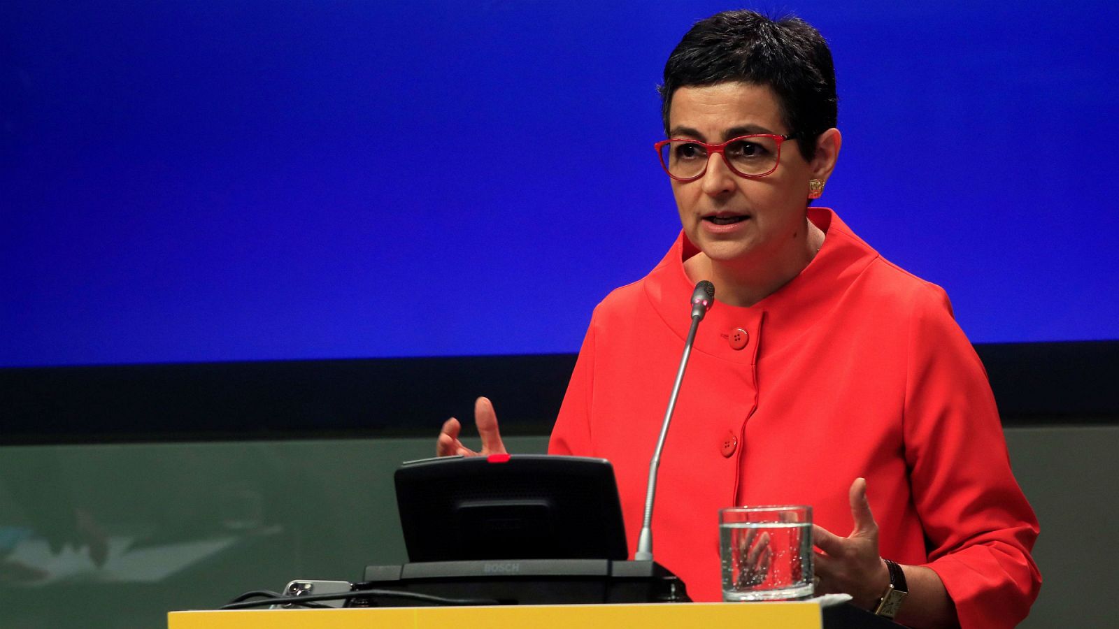 González Laya reconoce que la UE debe ser cuidadosa con la llegada de turistas americanos