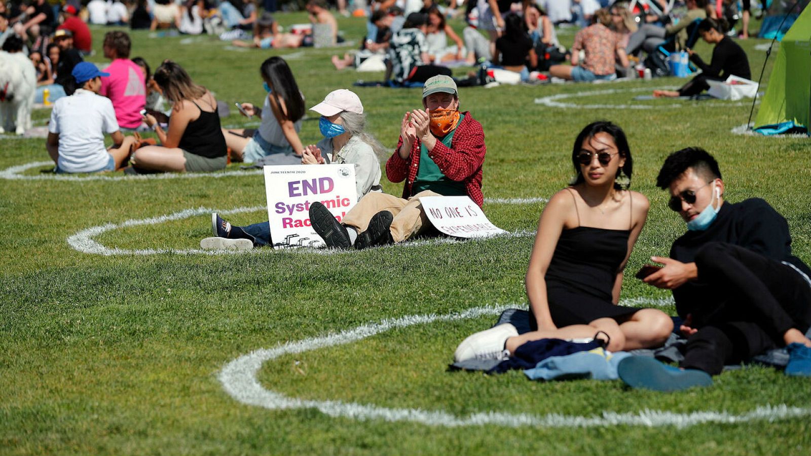 Nueva York, Nueva Jersey y Connecticut imponen cuarentena a otras regiones de EE.UU. para controlar la pandemia - RTVE.es - Telediario 1 | Ver