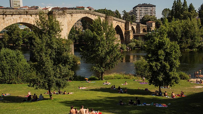 Bajada de temperaturas y tormentas en el tercio norte - Ver ahora