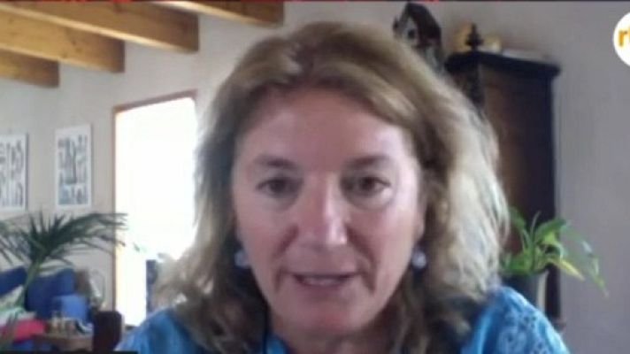 Informativo 24h - Ecologistas en acción en contra de la construcción del hotel de la Tejita, en Tenerife