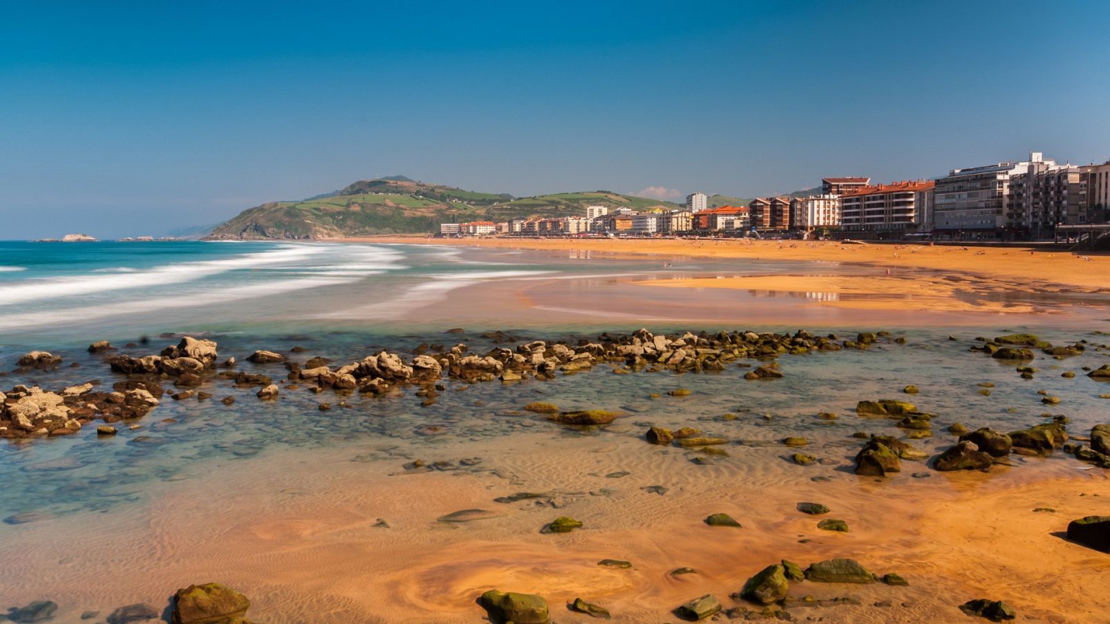 Playa de Zarautz - España Directo | Ver